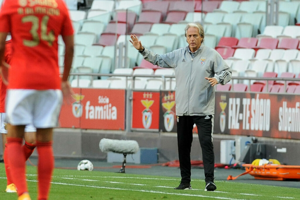 Europa League Vorschau Gruppe D Benfica Standard Luttich Rangers Lech Posen 90plus