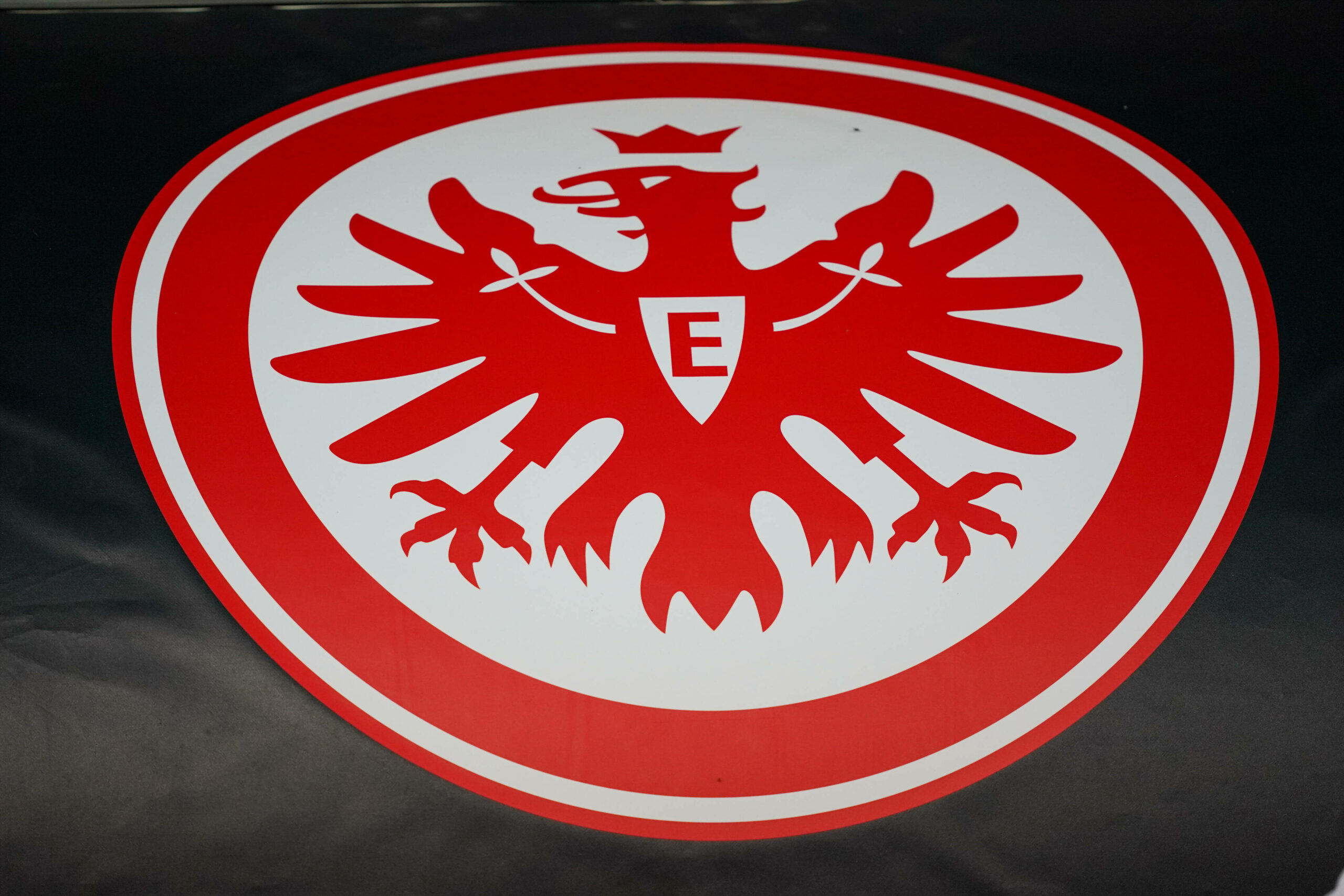 Eintracht Frankfurt verpflichtet türkisches Top-Talent Akman
