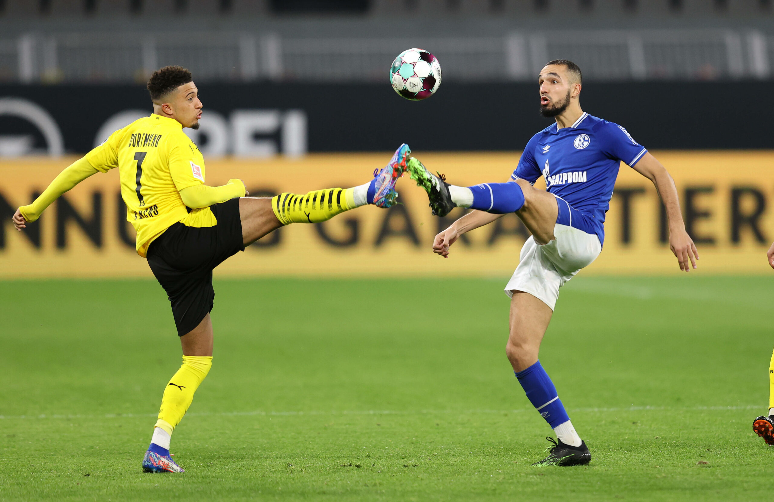 Schalke empfängt den BVB, Mailand-Derby und vieles mehr: Das Programm am Wochenende