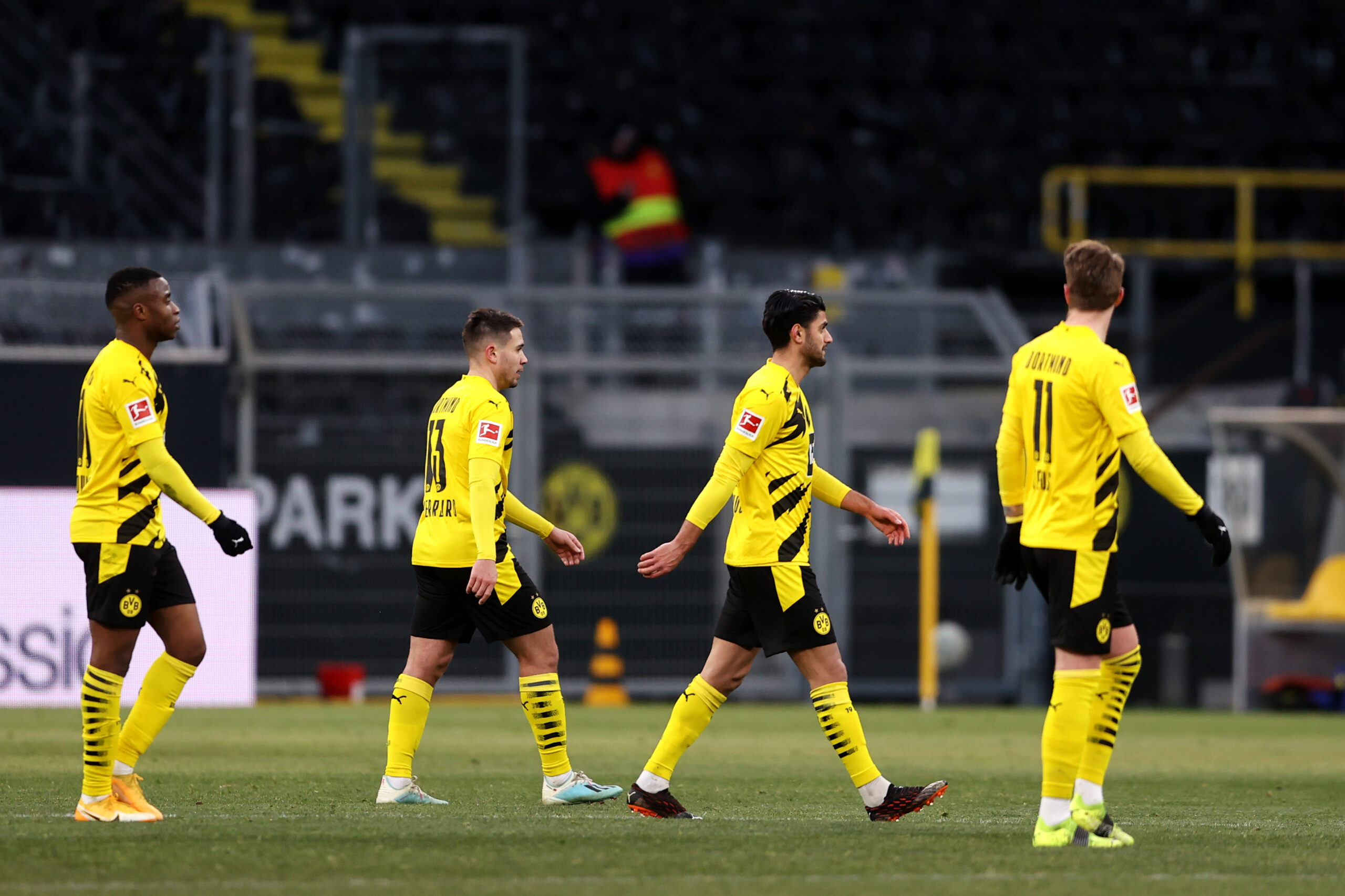 FC Sevilla vs Borussia Dortmund: Starkes Kollektiv empfängt formschwache Individualisten
