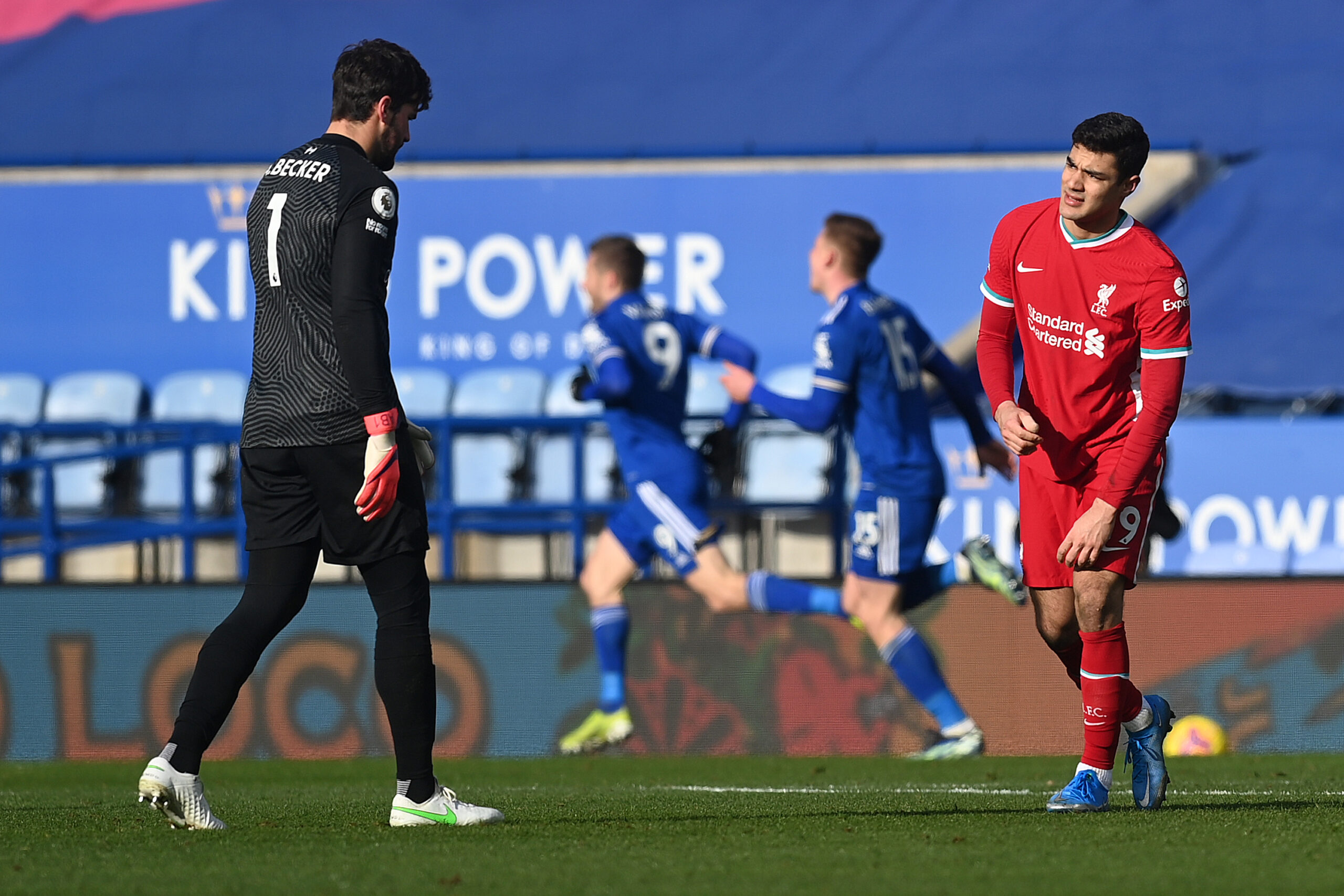 Liverpool fällt in Leicester spät auseinander – Kabak steht beim Debüt Alisson im Weg