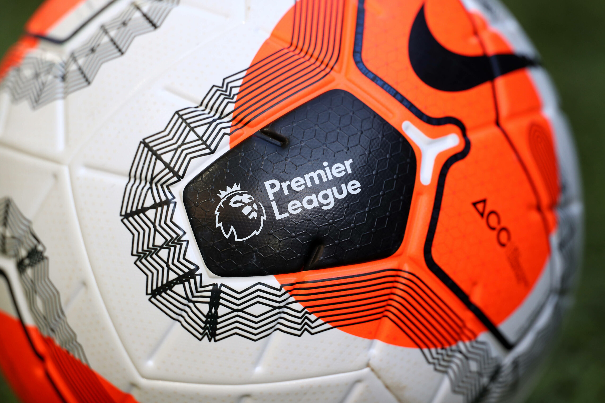 Neue Regeln und zwei Studien – Premier League könnte Kopfballtraining einschränken