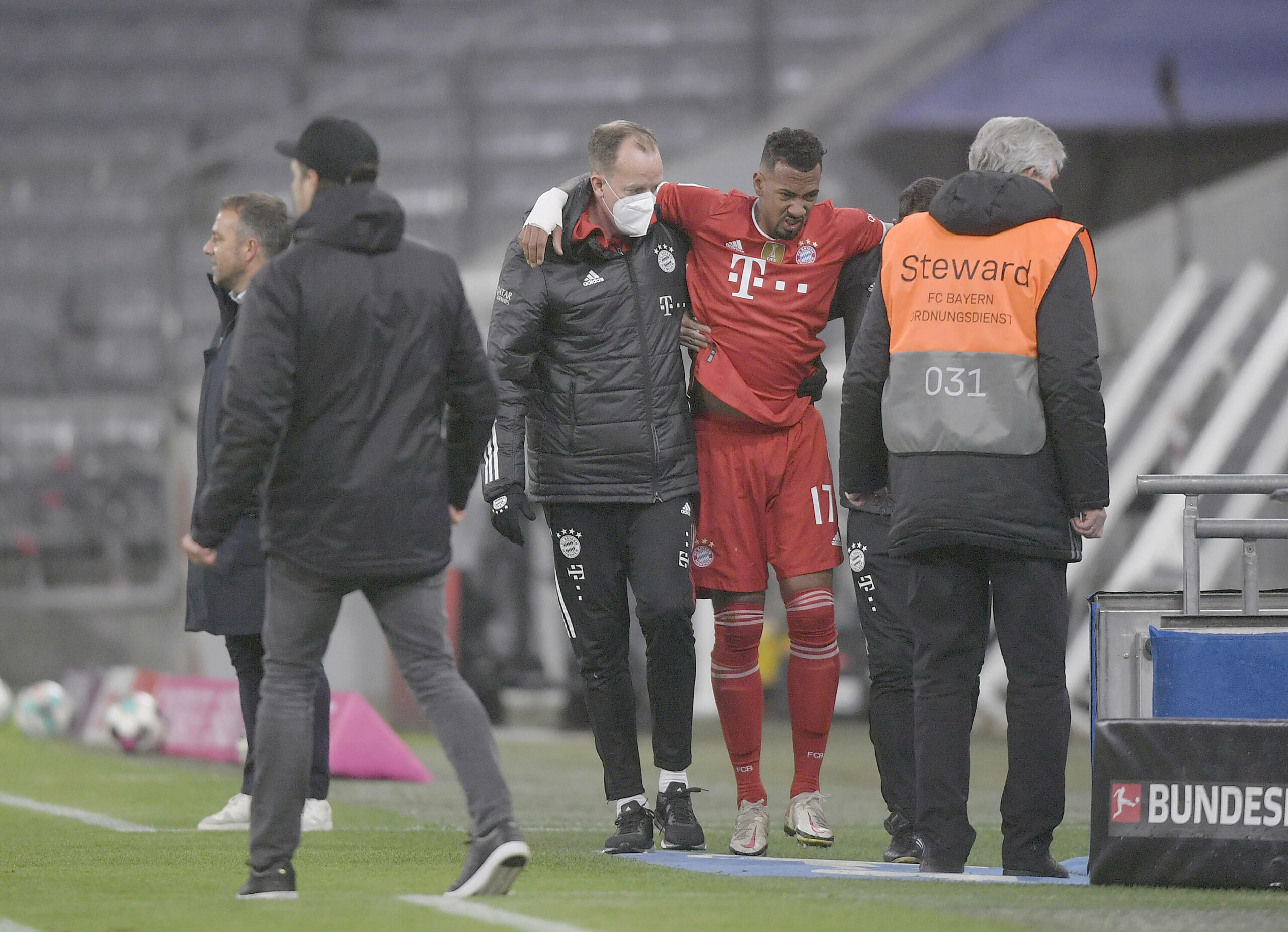 FC Bayern bestätigt: Nur leichte Verletzung bei Jerome Boateng