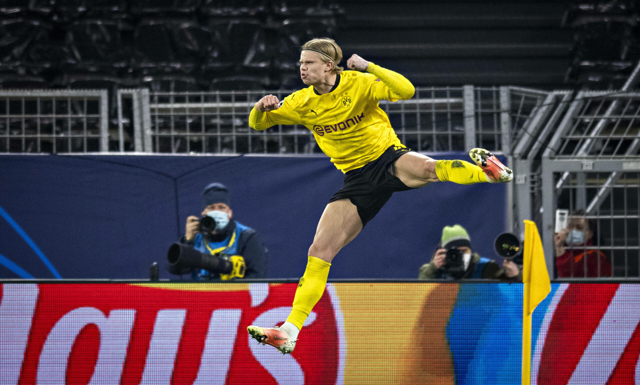 Viertelfinale! Borussia Dortmund reicht Remis in hektischem Spiel gegen Sevilla