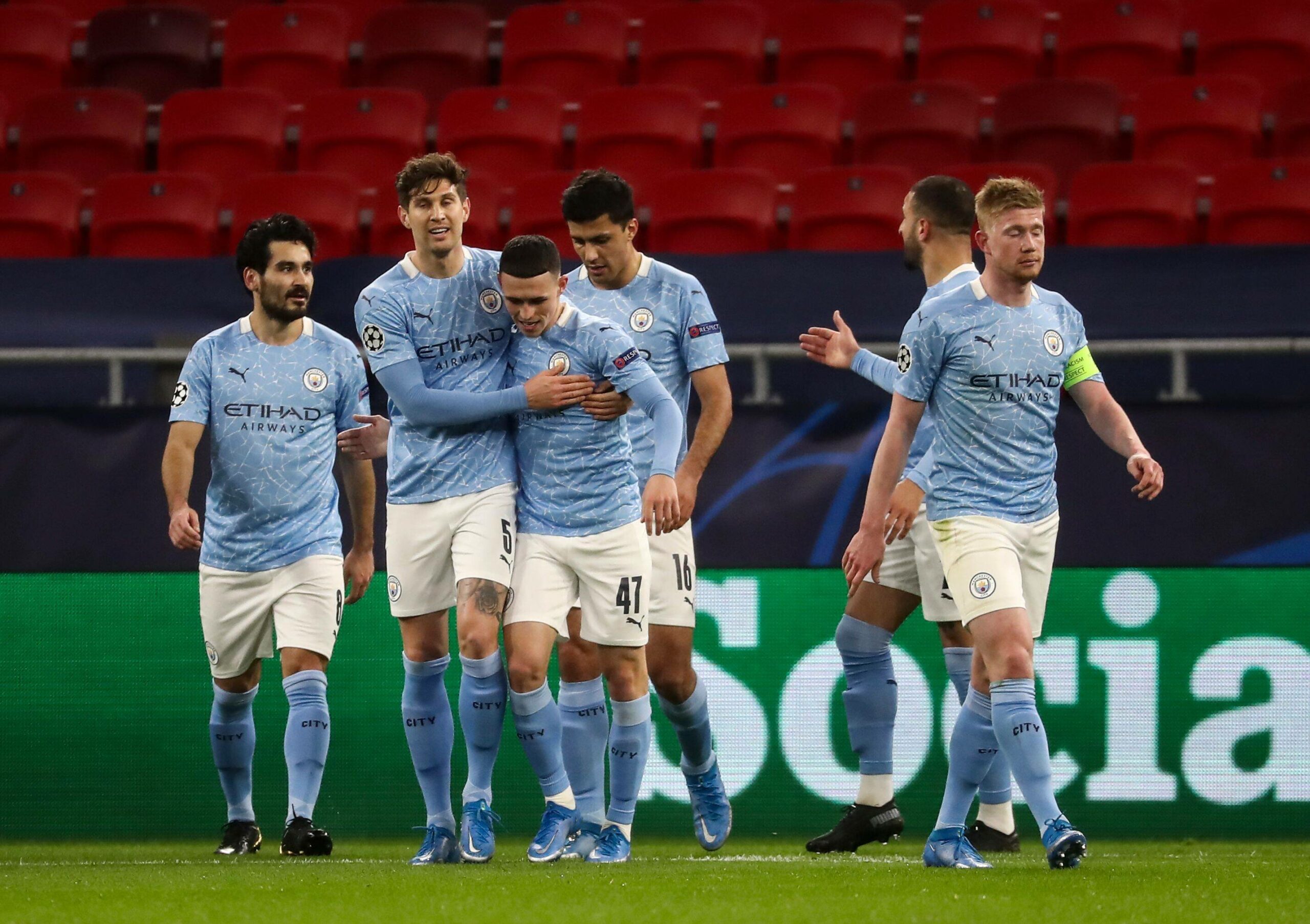 Gladbach ausgeschieden: Früher Doppelschlag bringt Manchester City auf Kurs