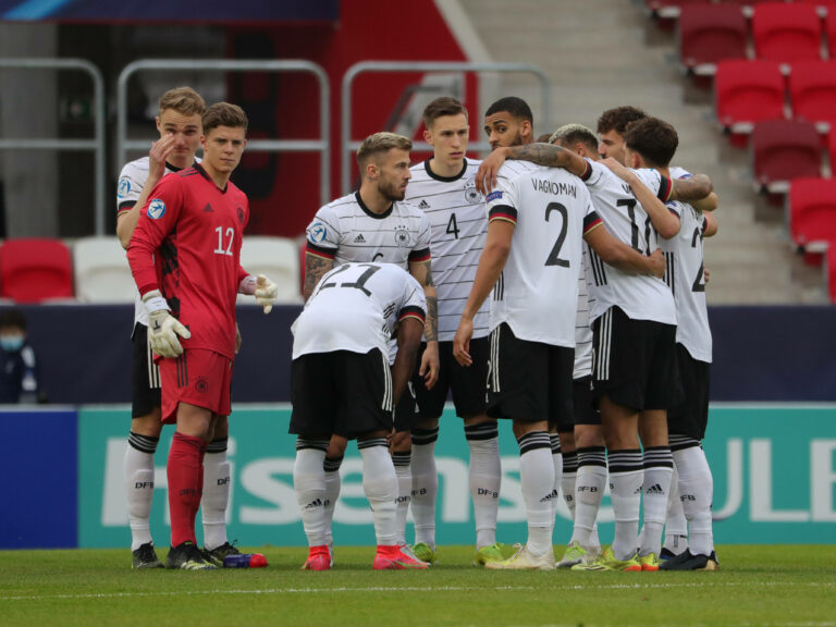 U21-EM: DFB zittert sich ins Viertelfinale, Niederlande souverän