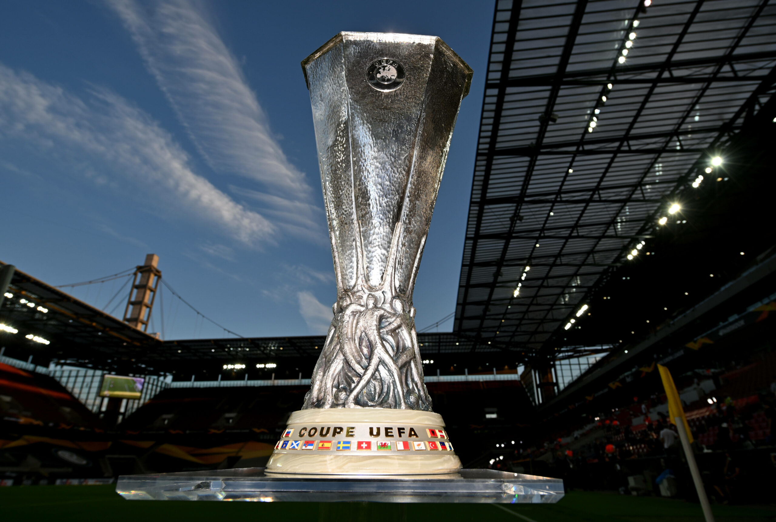 Europa League: Machbare Lose für englische Topklubs – Ajax trifft auf die Roma