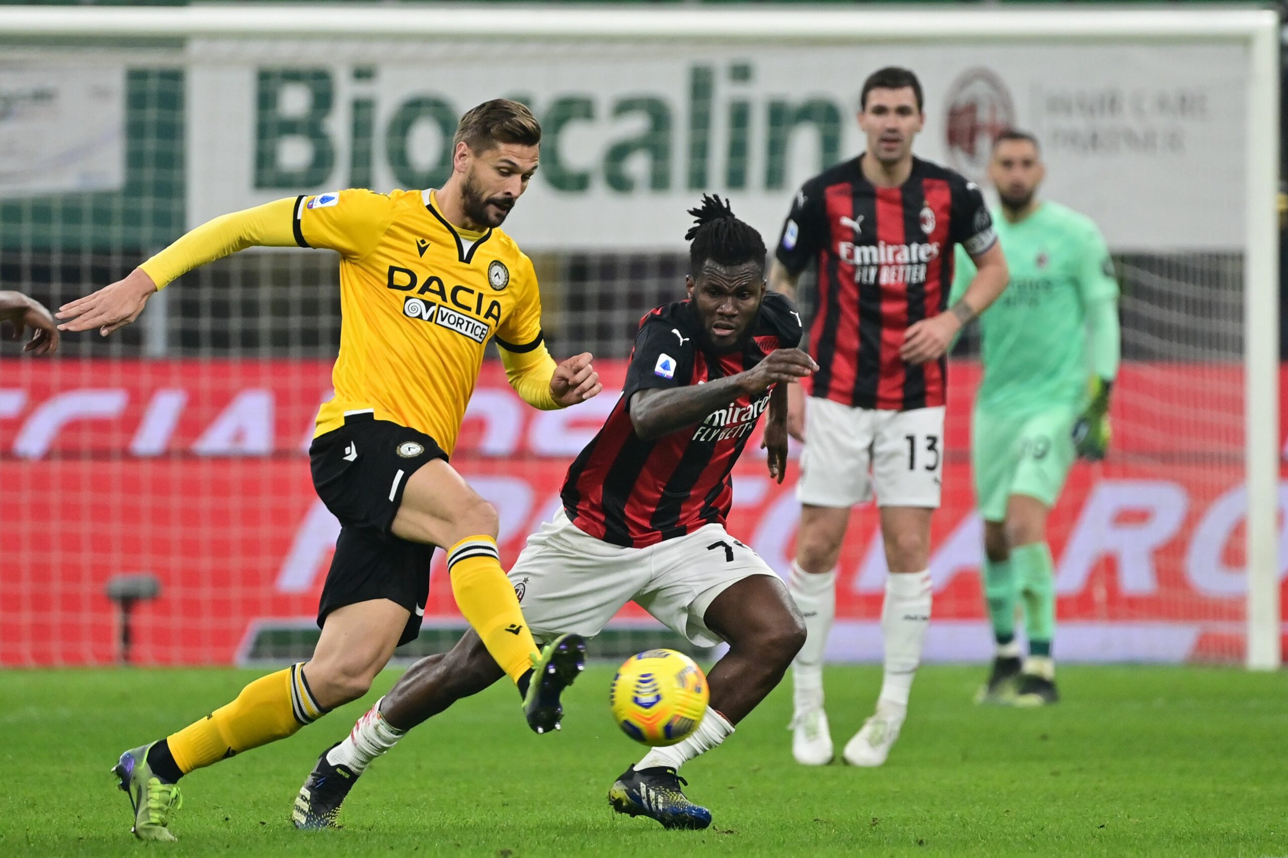 In letzter Minute: AC Milan rettet Punkt gegen Udinese Calcio