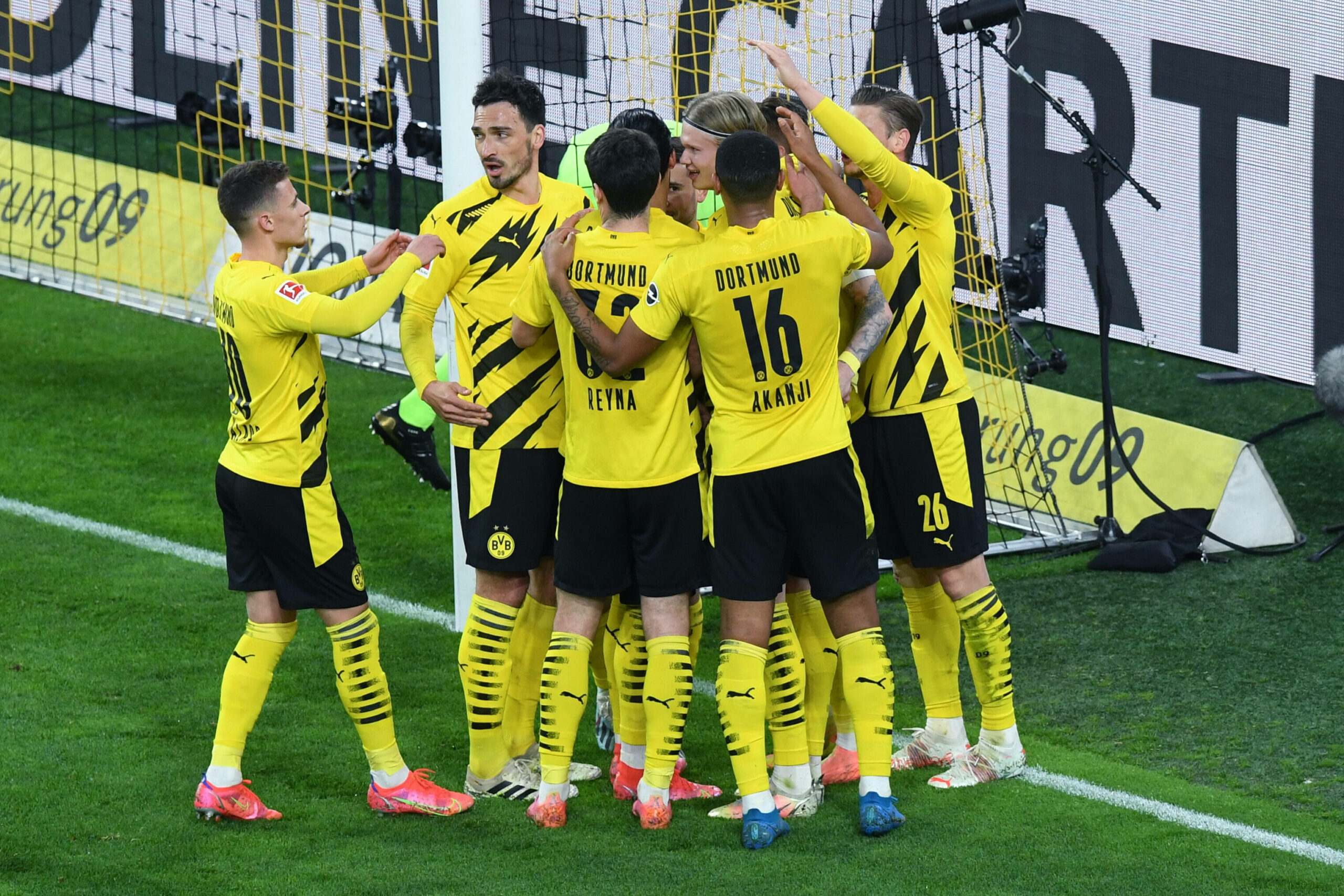 Bundesliga | Dortmund ringt Union nieder, Hoffenheim-Comeback, Wolfsburg souverän