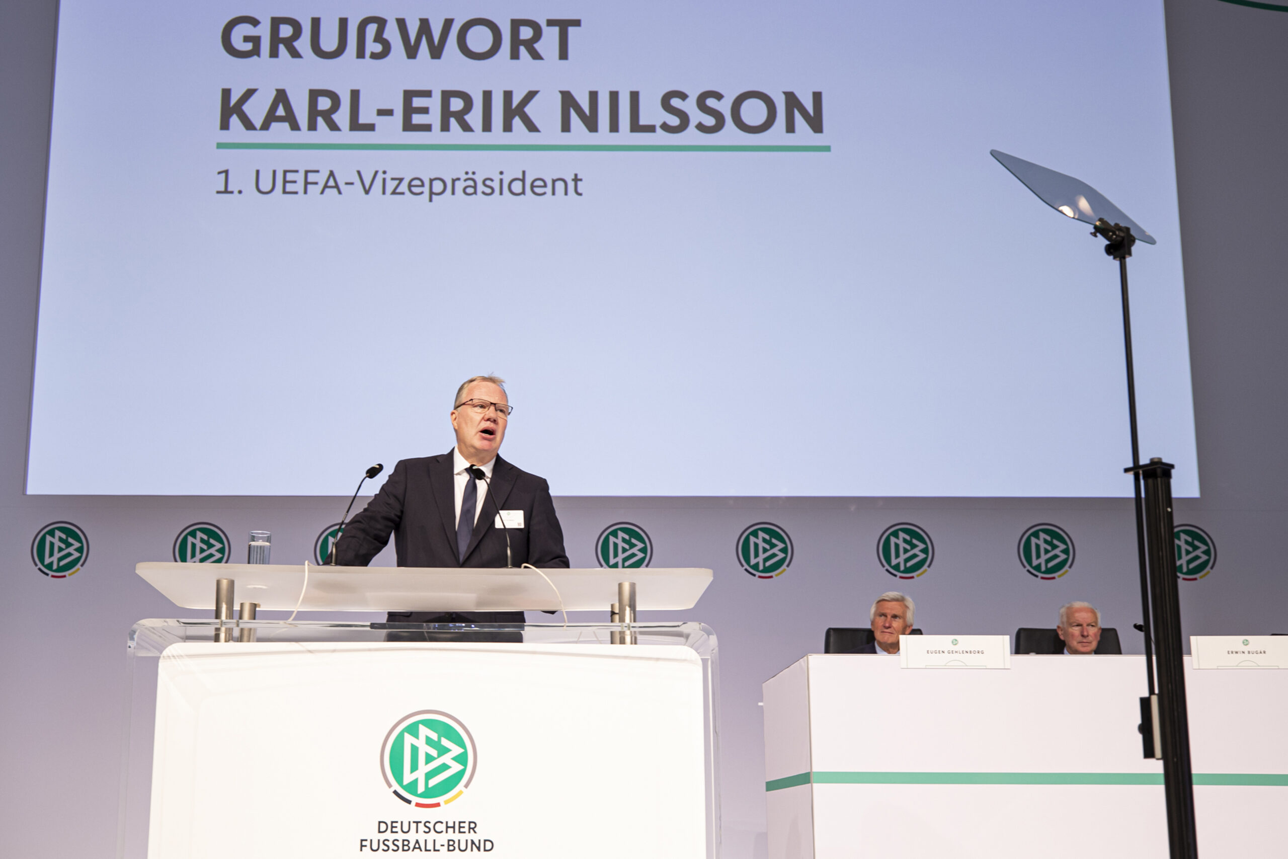 Vizepräsident der UEFA droht Super League mit Konsequenzen: „Beispielloser Verrat“