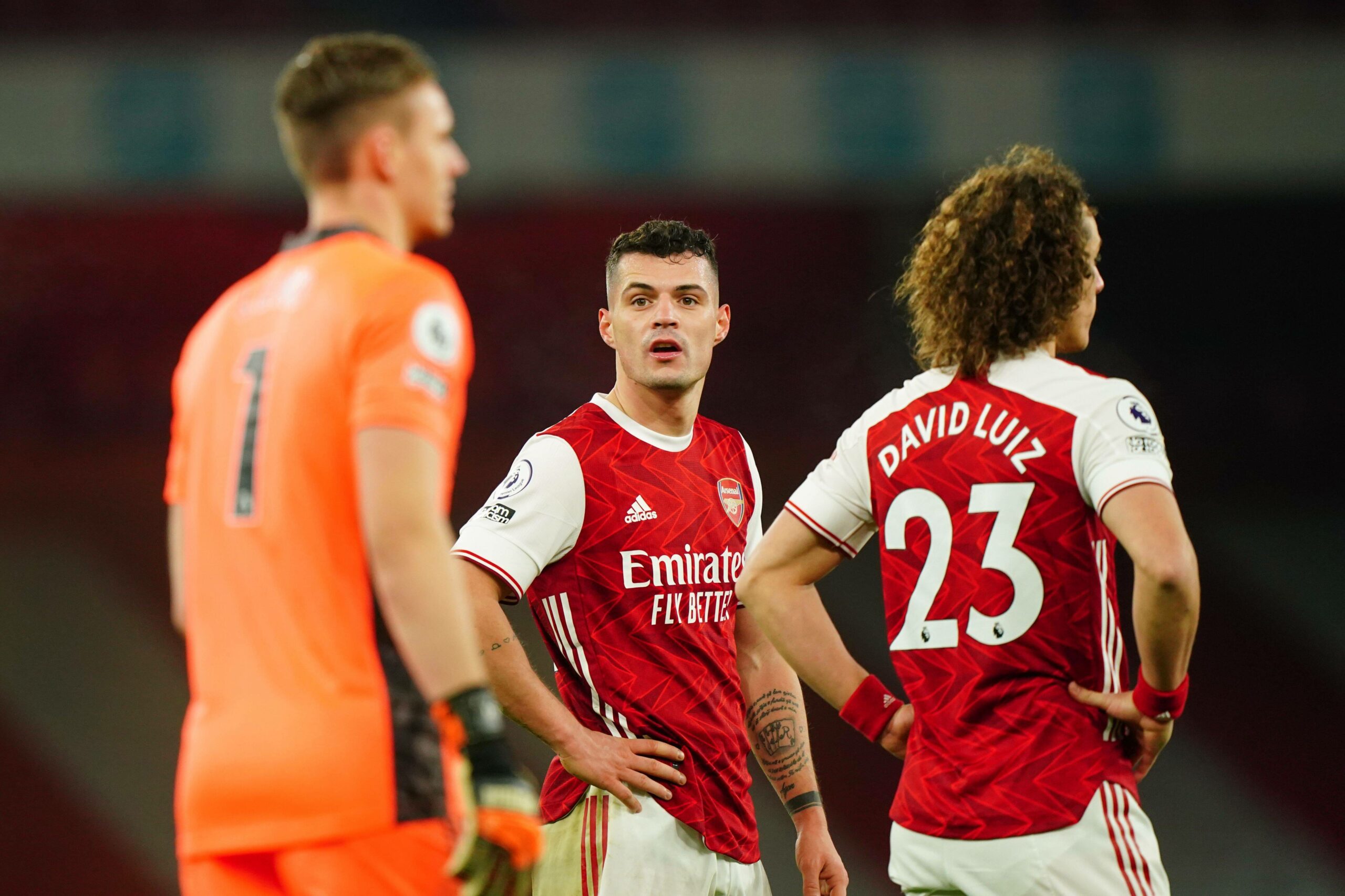 Arsenal vor Umbruch: Müssen auch Leno und Xhaka gehen?