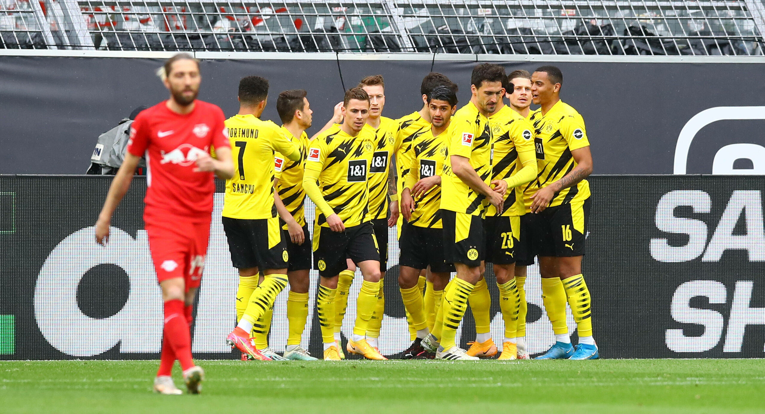 Bundesliga: Dortmund mit Big Point gegen Leipzig, Schalke verspielt 2:0-Führung