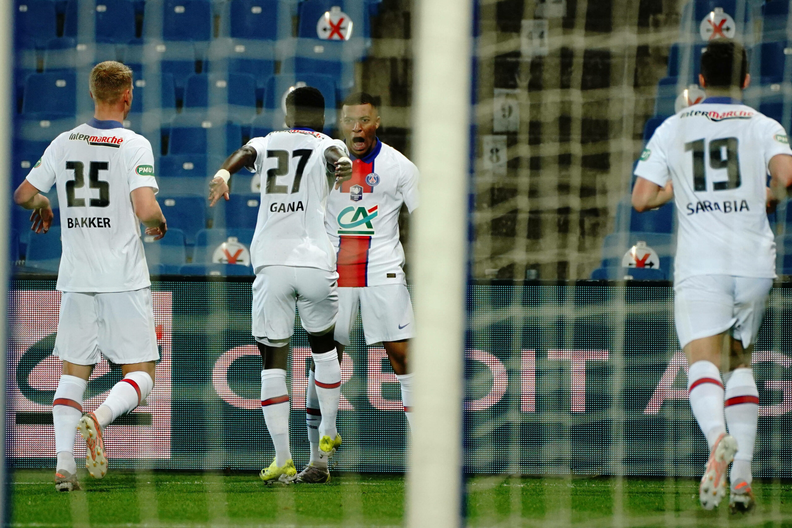Elfmeterschießen! PSG zittert sich gegen starkes Montpellier ins Finale