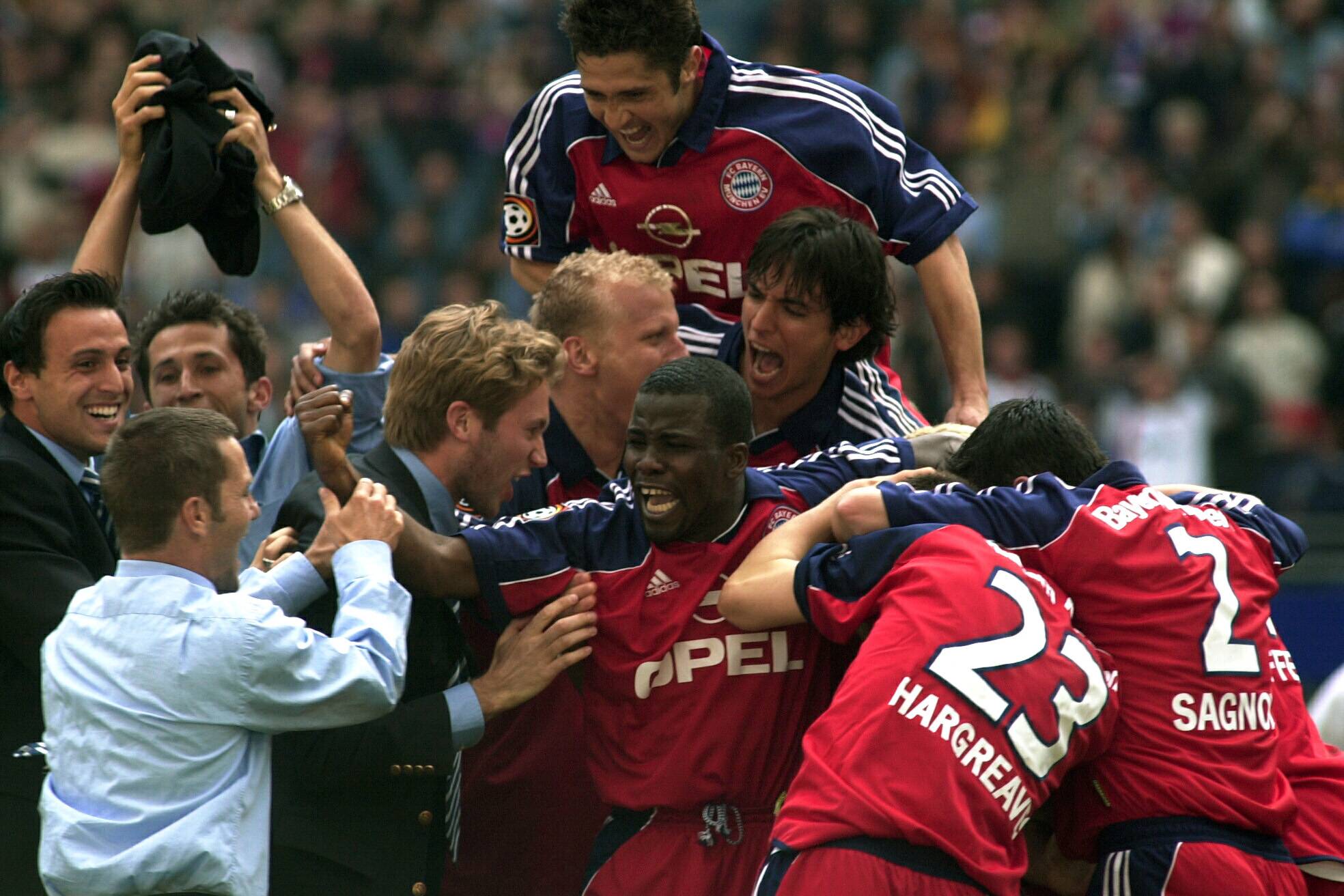 Weißt du noch…? | Saisonfinale 2001: Drama zwischen Bayern und Schalke