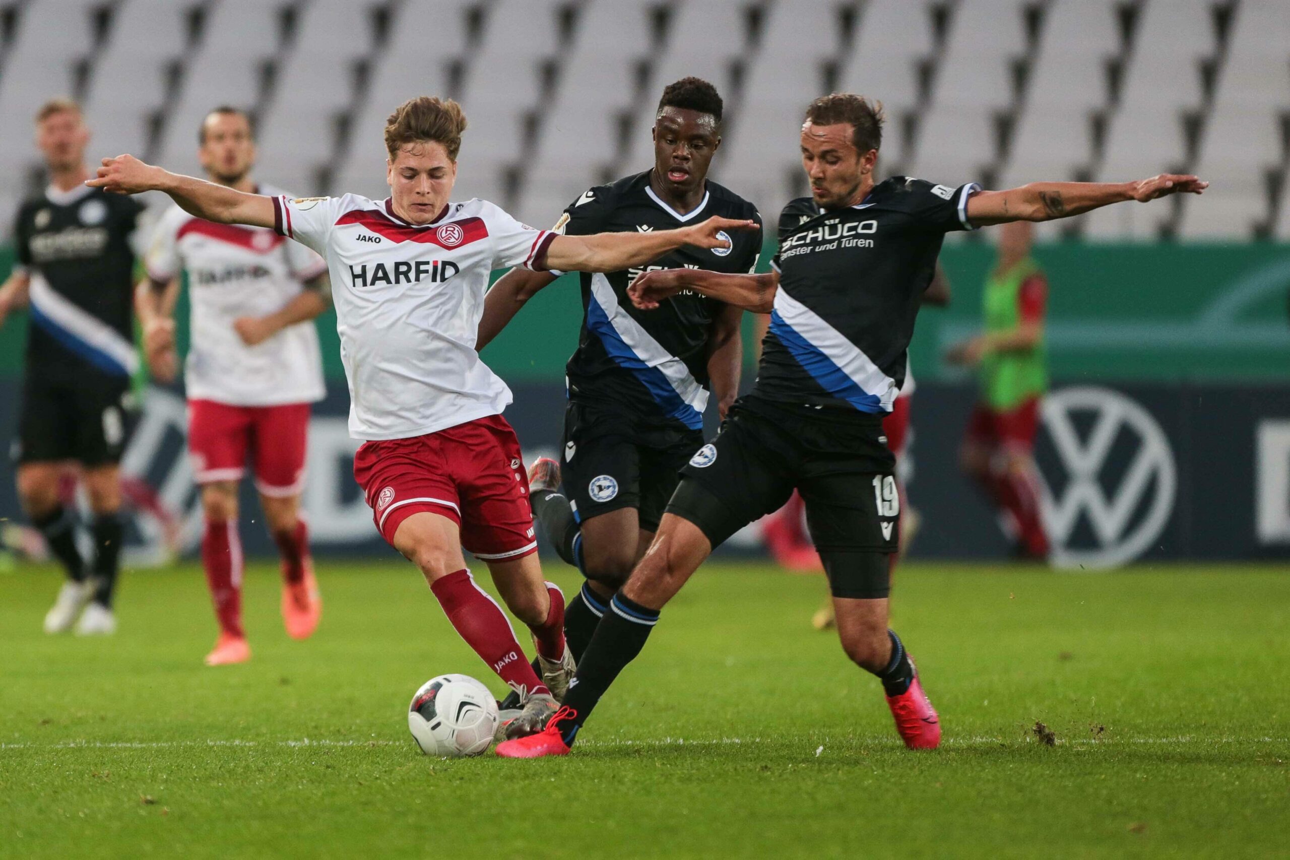 Bielefeld verlängert mit Prietl – Lucoqui wechselt „innerhalb der Bundesliga“