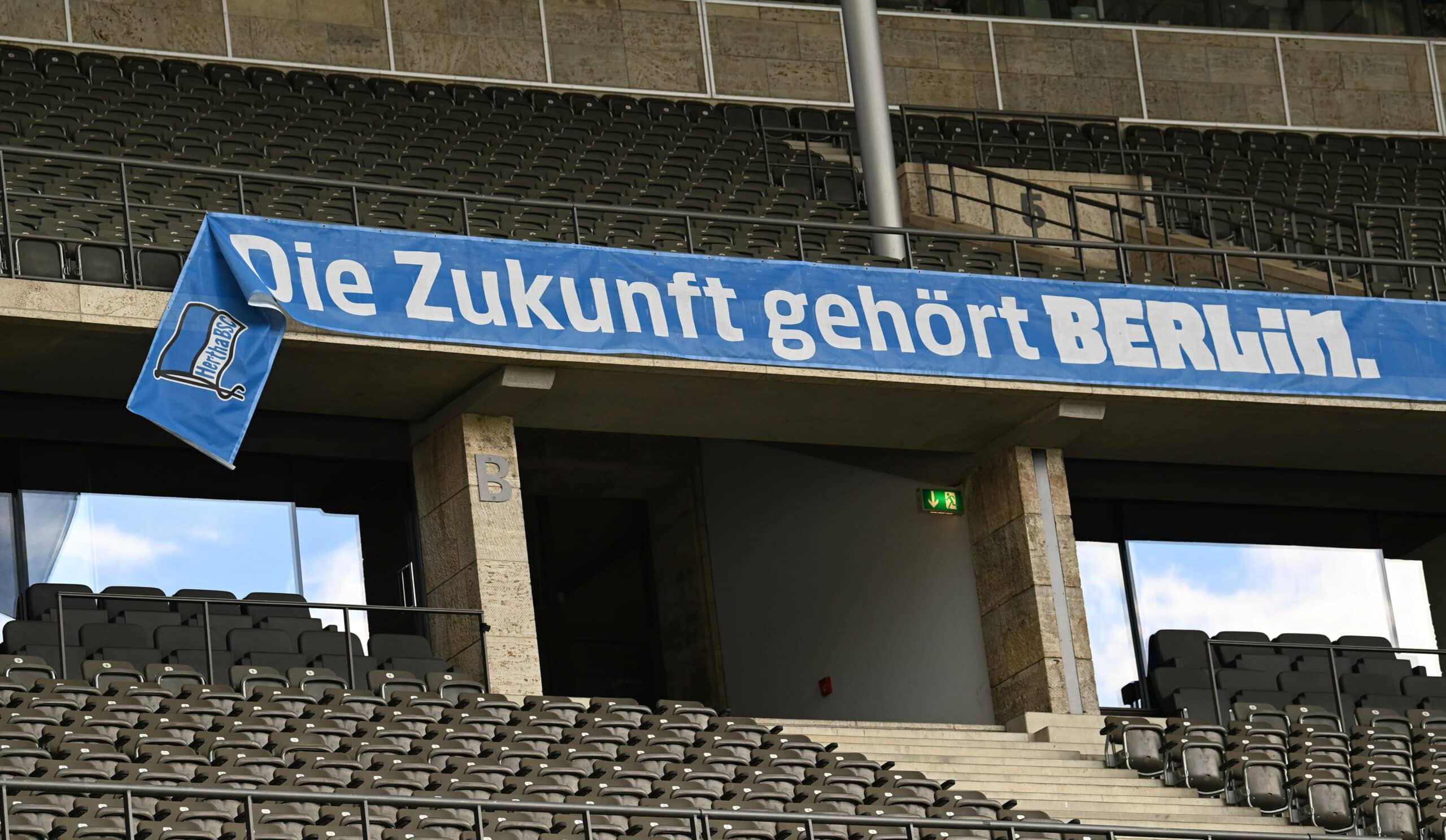Hertha BSC wartet auf Windhorst-Zahlung – Auswirkung auf Transferpläne?