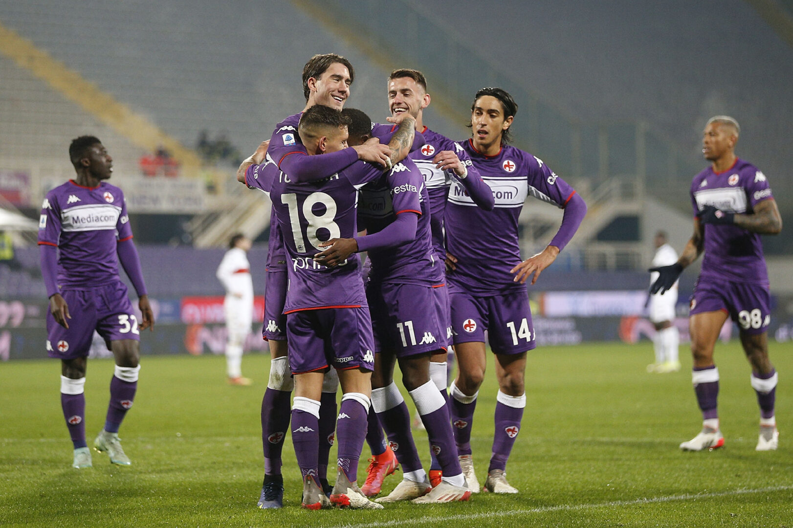 Serie A: Die Fiorentina ließ dem CFC Genua keine Chance.