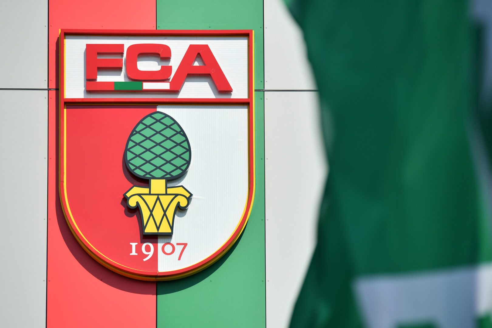 FC Augsburg: Busfahrer nach Attacke eines Ordners im Krankenhaus