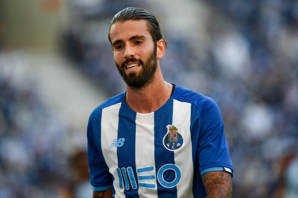 Sérgio Oliveira wechselt aus Porto zur AS Roma.