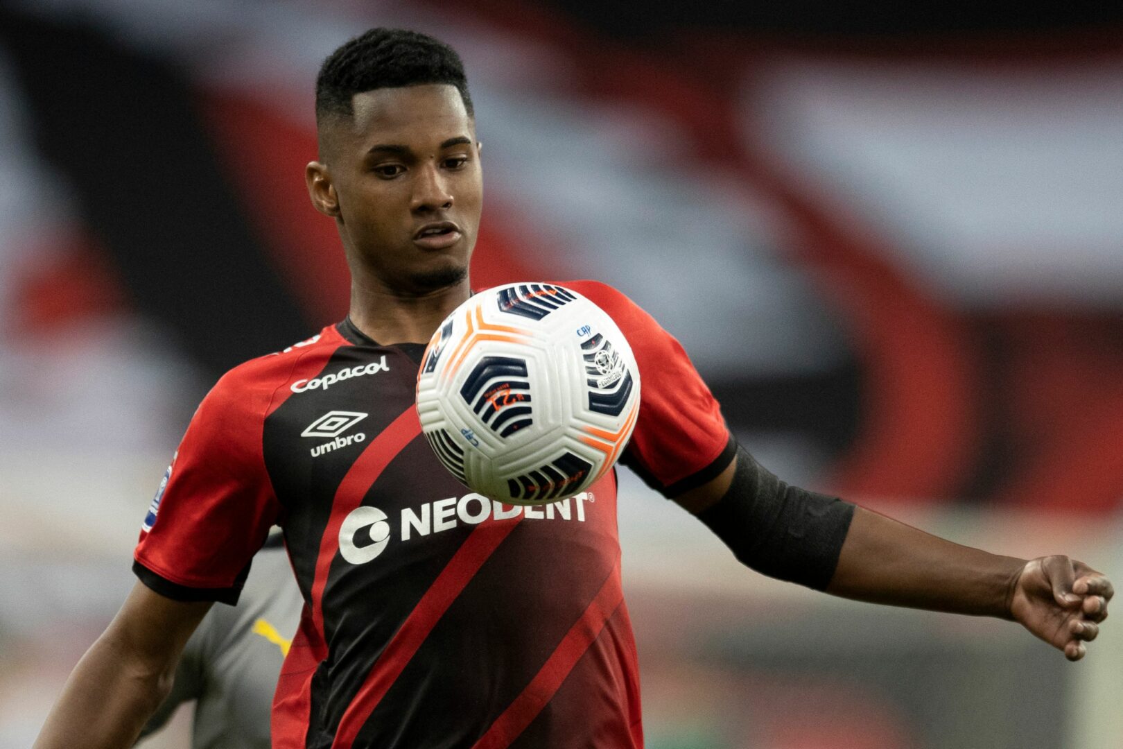 Manchester City hat wohl Interesse an Abner Vinícius.