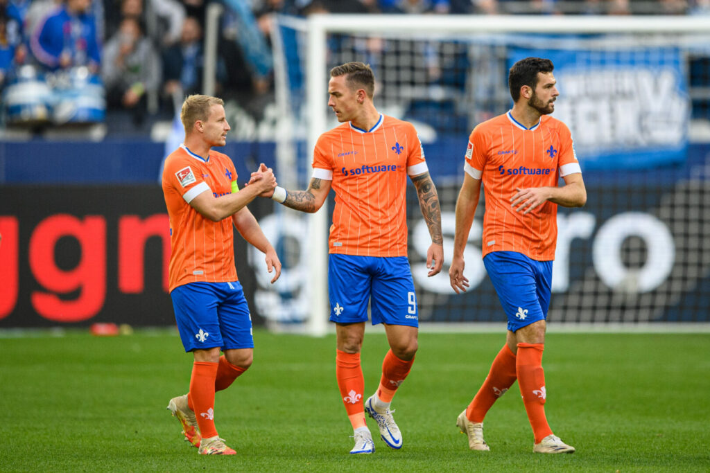 Fabian Holland, Phillip Tietz und Luca Pfeiffer (v.l.n.r.) vom SV Darmstadt 98