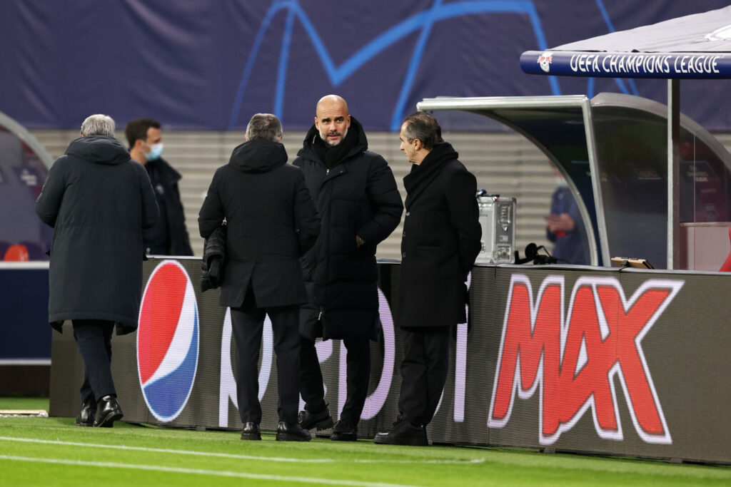 Manchester City leidet unter 21 Corona-Fällen, darunter Pep Guardiola.