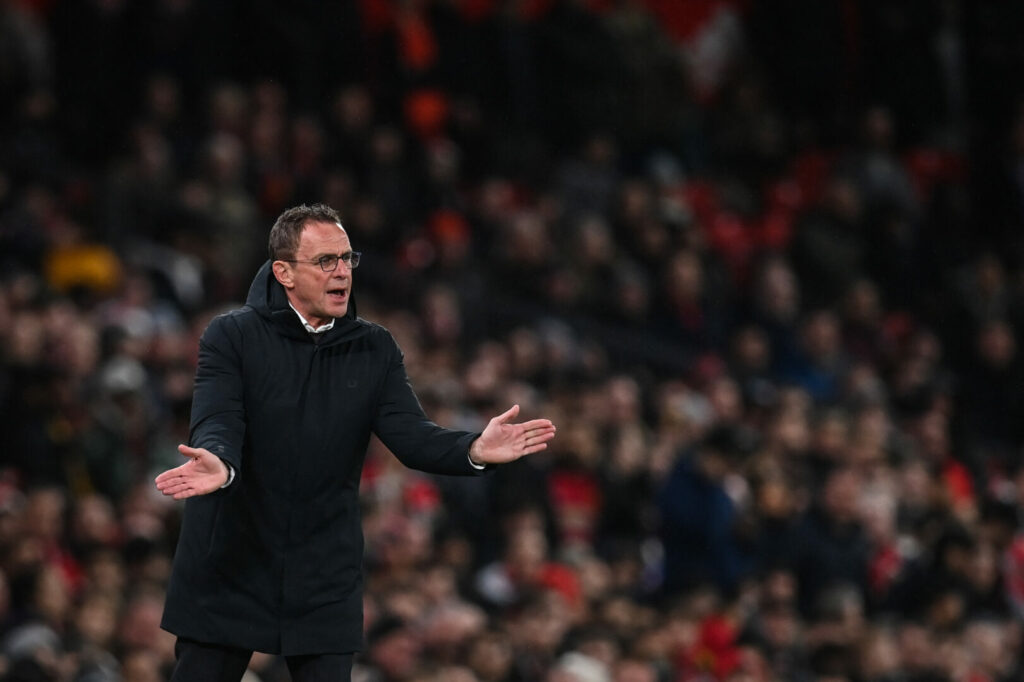 Ralf Rangnick, Trainer von Manchester United, gestikuliert.