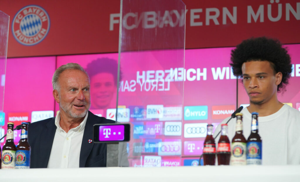 FC Bayern: Karl-Heinz Rummenigge äußerte sich zur Entwicklung von Leroy Sané.