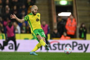 Norwich trifft durch Pukki gegen Chelsea