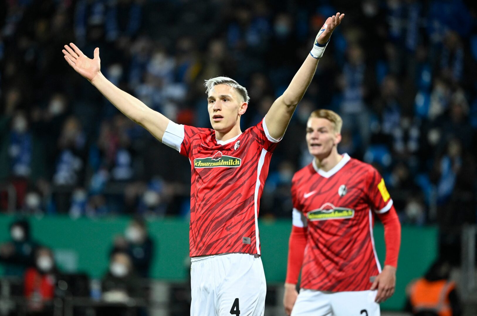 Nico Schlotterbeck äußerte sich zu seiner Zukunft.