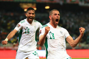 Algerien gewann beim letzten Afrika-Cup-Gastgeber Kamerun.