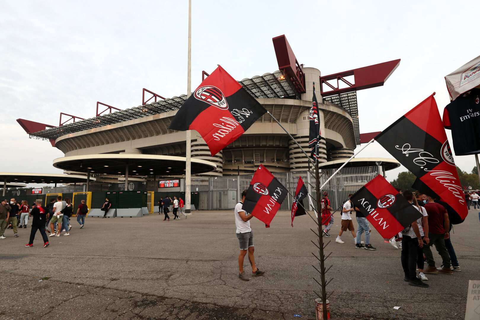 Die AC Milan könnte bald einen neuen Eigentümer haben.
