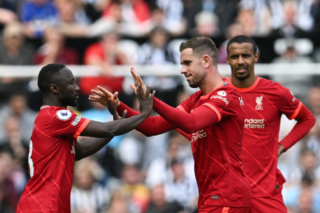 Henderson und Keita klatschen ab