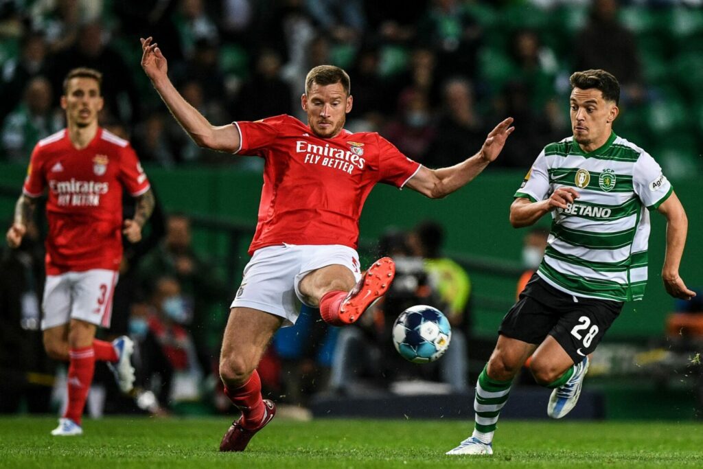 Benfica setzte sich im Derby bei Sporting durch.