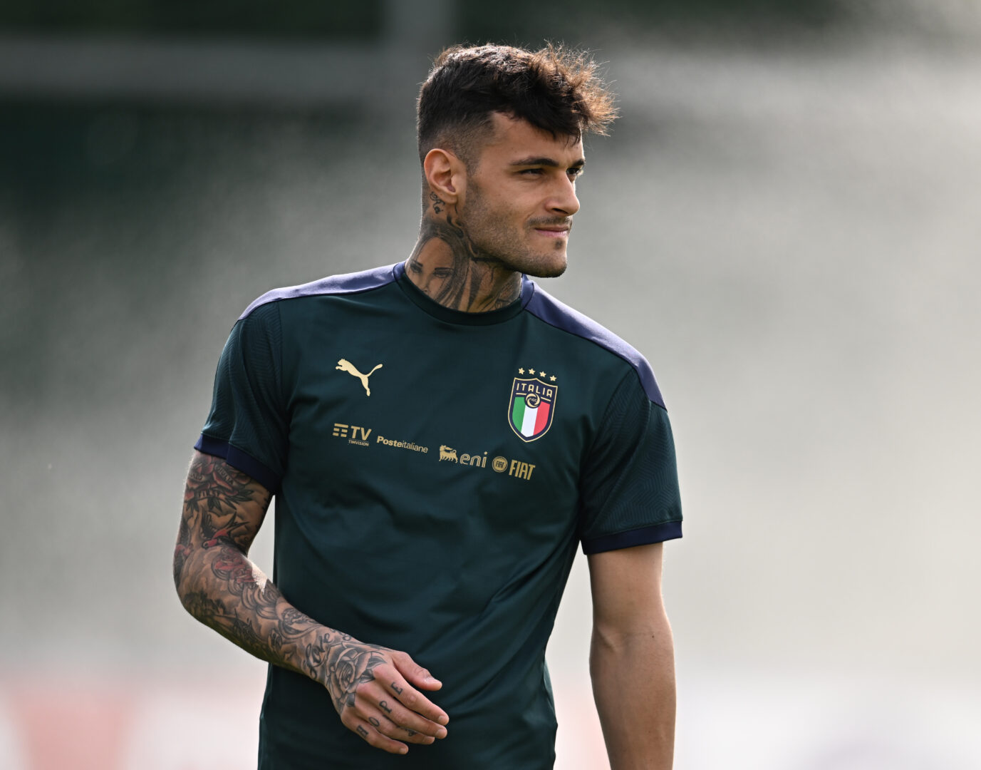 Gianluca Scamacca beim training der italienischen Nationalmannschaft