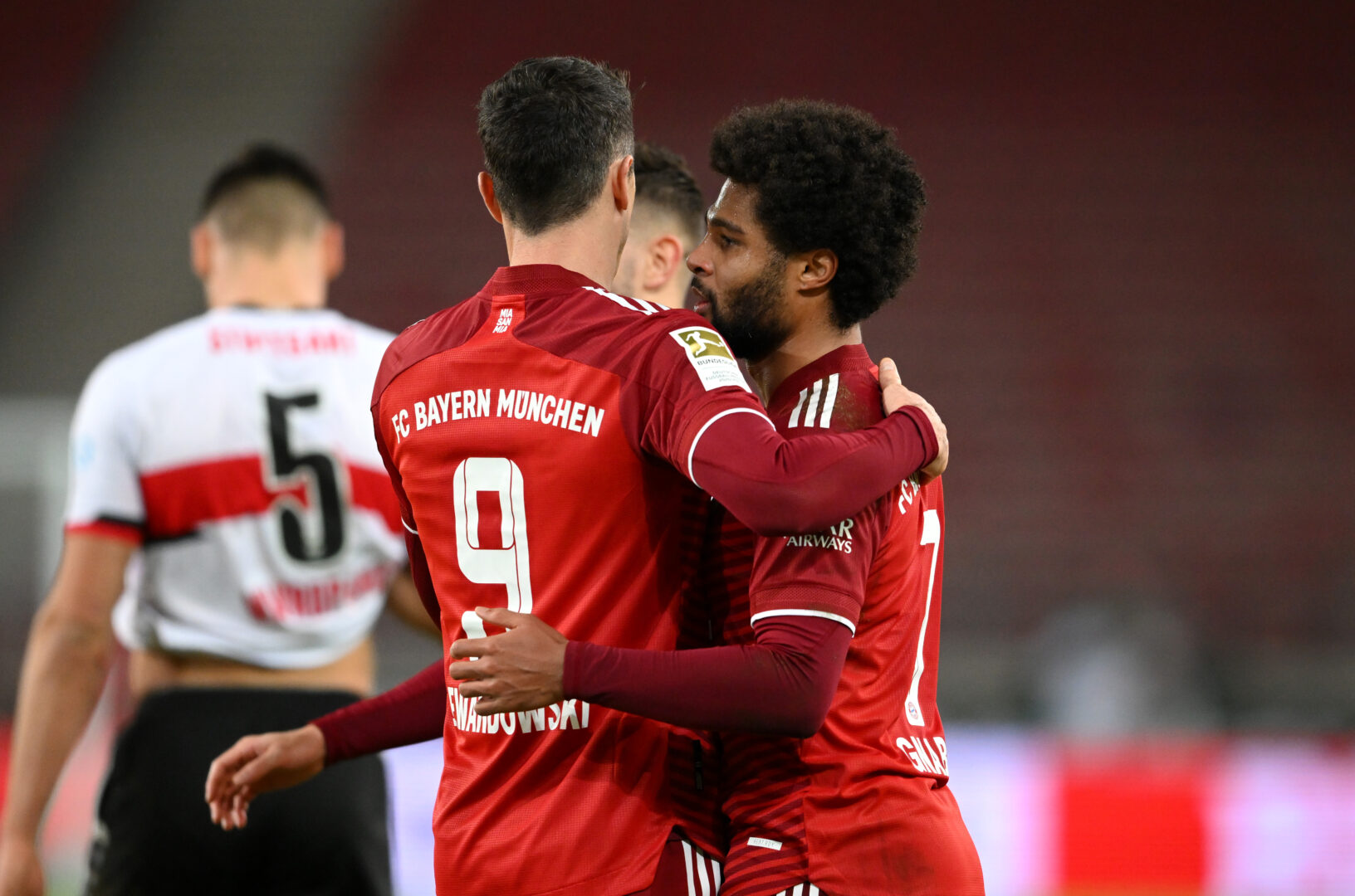 FC Bayern Gnabry Lewandowski