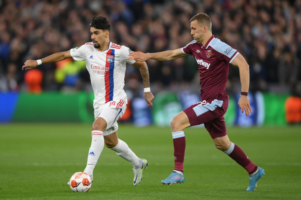 Lucas Paquetá (links) in einem Spiel für Olympique Lyon