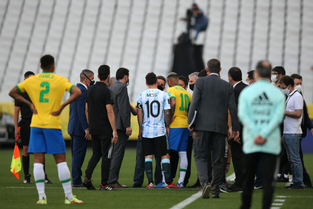 Die FIFA sprach Strafen gegen die Verbände aus Brasilien und Argentinien aus.