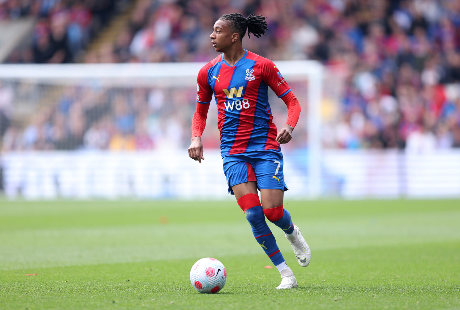 Michael Olise beim Spiel zwischen Crystal Palace und Watford