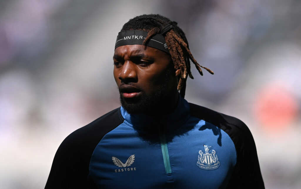 Allan Saint-MAximin im Trainingsanzug