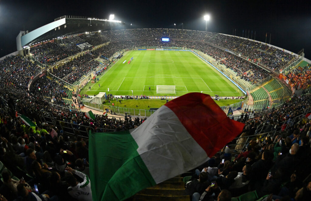 Das Stadio Renzo Barbera des Palermo FC, hier bei einem Länderspiel der italienischen Nationalmannschaft