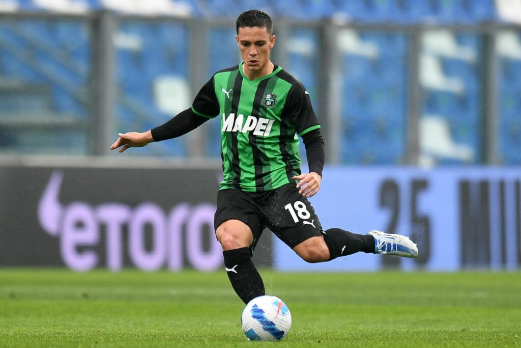 Giacomo Raspadori im Trikot der US Sassuolo