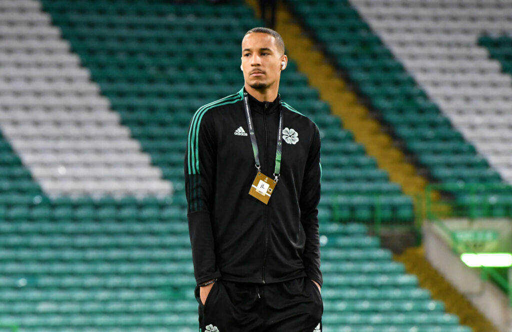 Christopher Jullien soll sich in Gesprächen mit Schalke 04 befinden.
