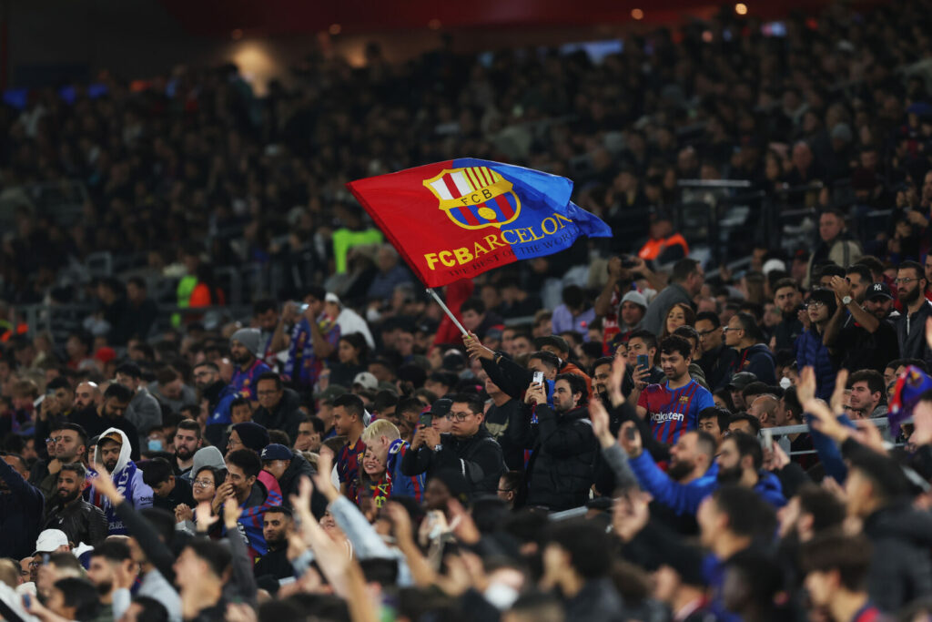 Der FC Barcelona prüft rechtliche Schritte gegen die Roma.