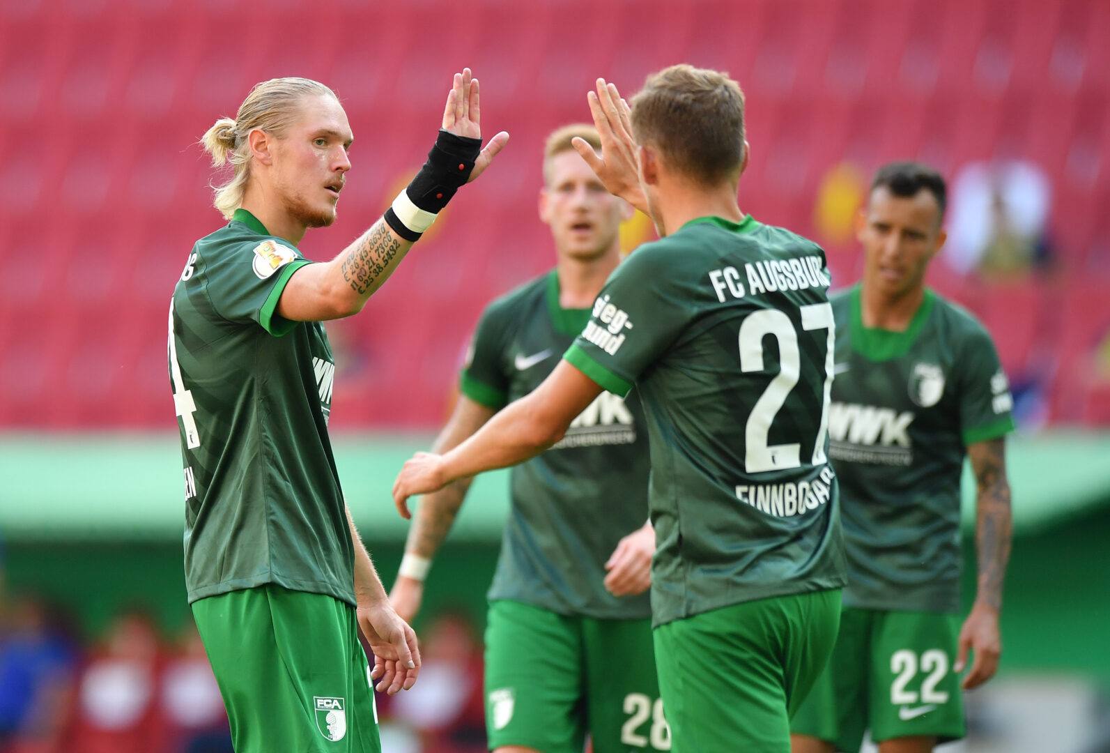 Moravek und Finnbogason gehen – Augsburg verabschiedet zwei Vereinsikonen