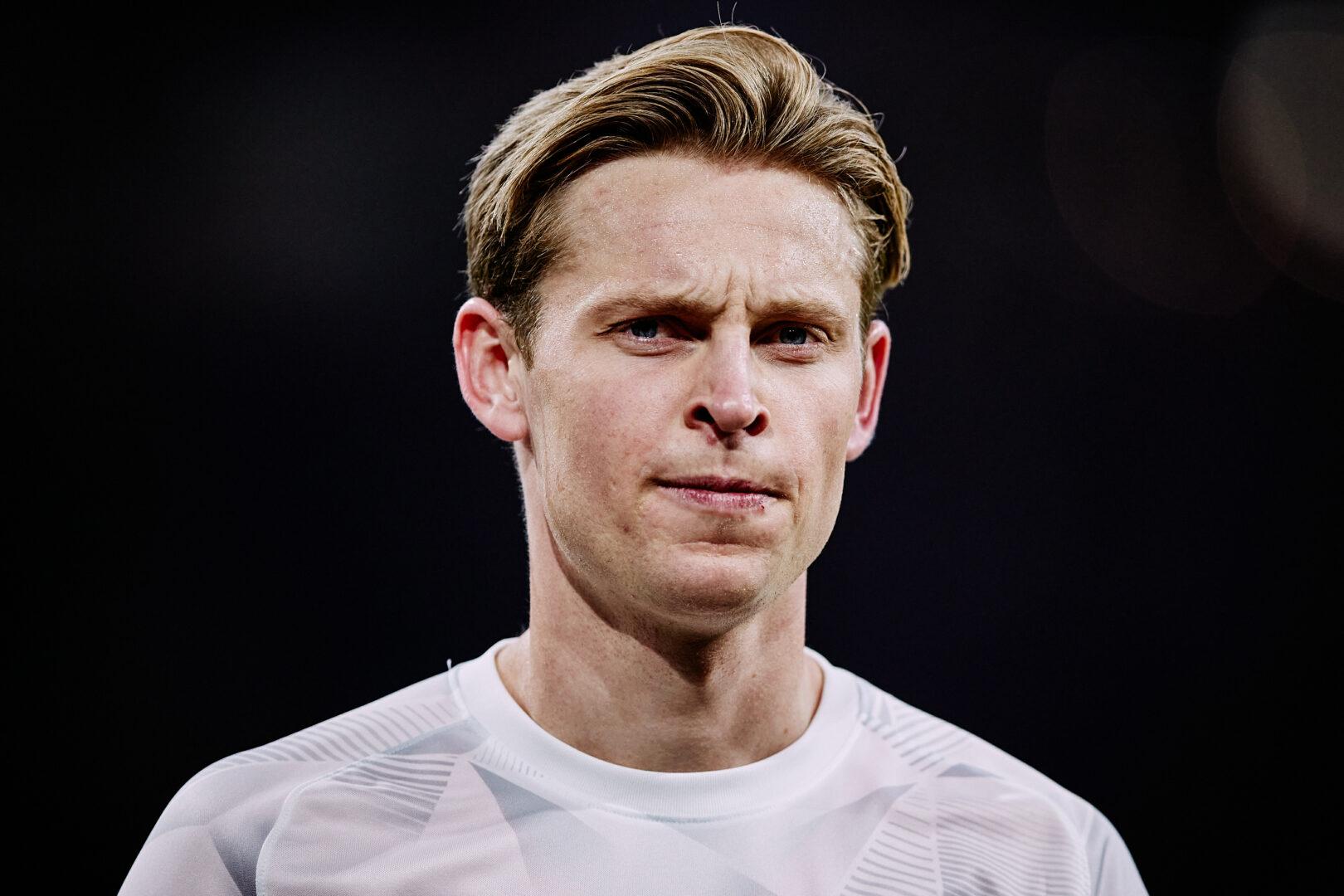 Manchester United will Frenkie de Jong verpflichten.