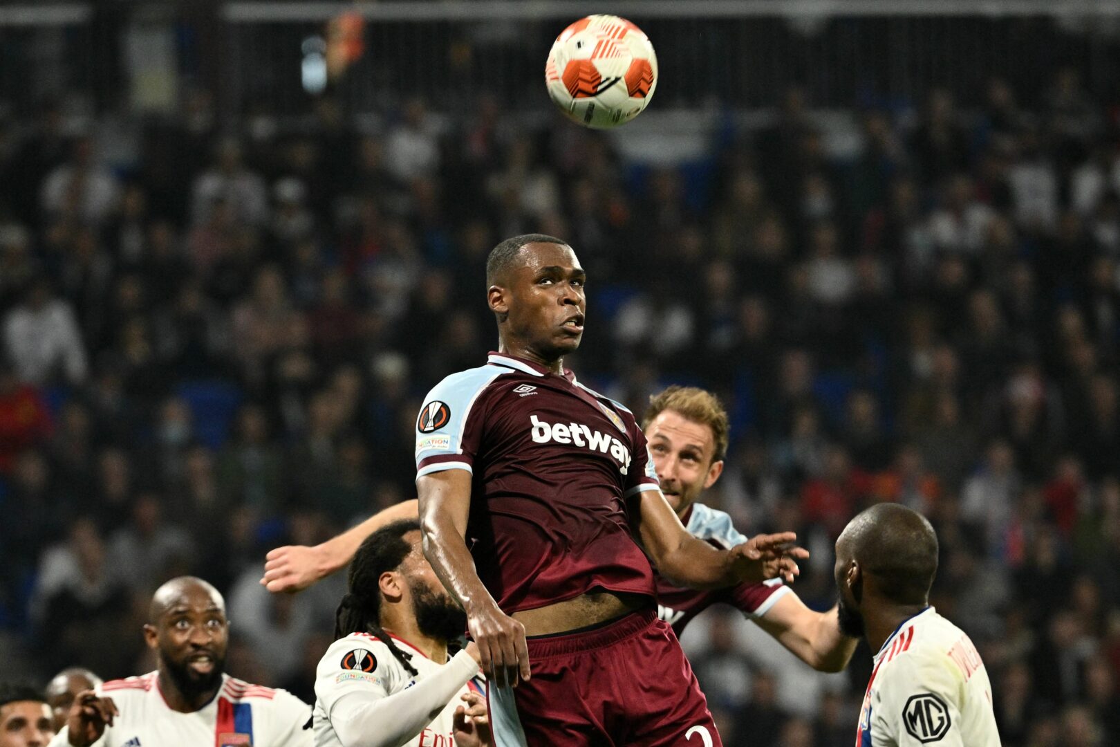 West Ham | Doch nicht Lyon: Issa Diop vor Wechsel zum FC Fulham