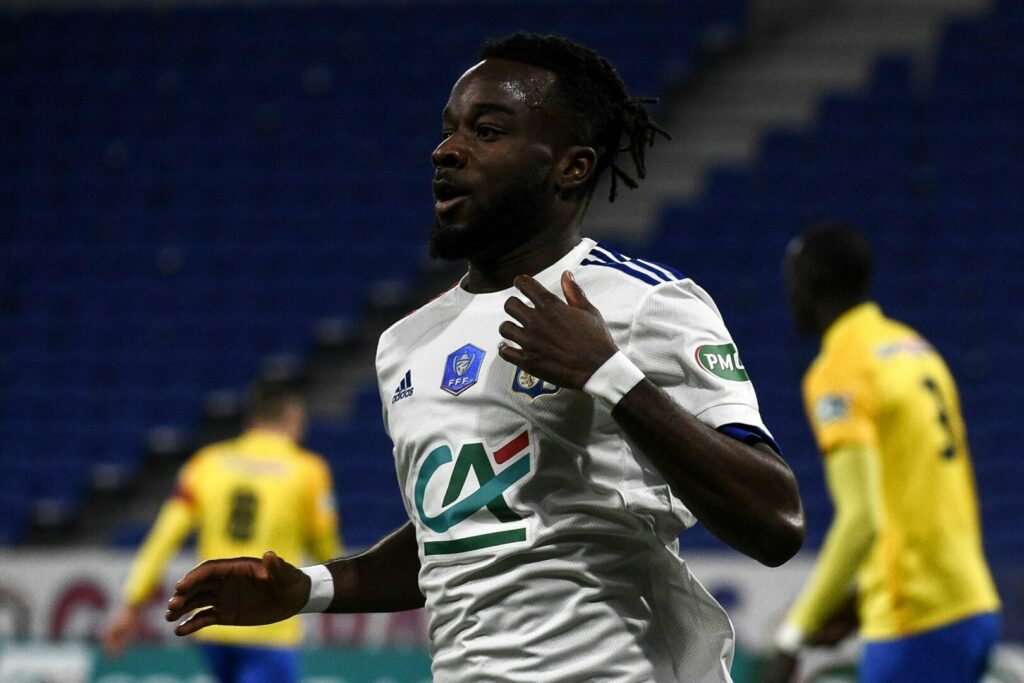 Everton soll Interesse an Maxwell Cornet haben