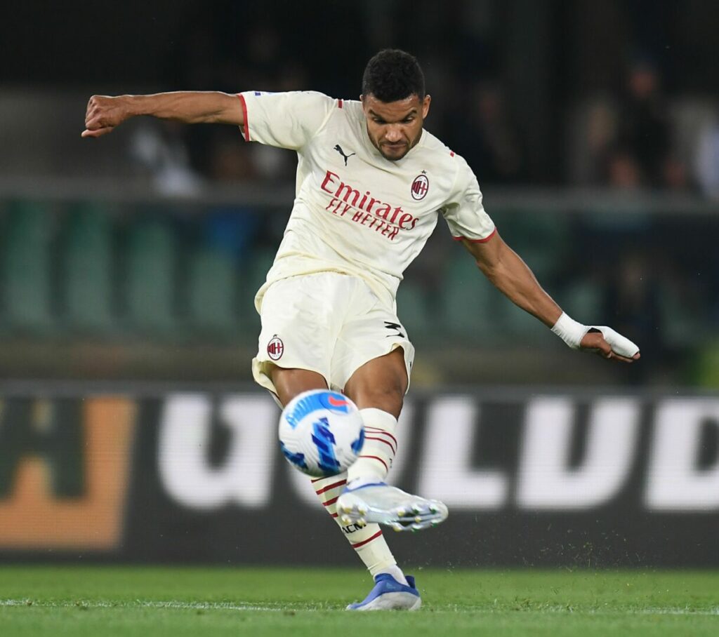 Junior Messias im Trikot der AC Milan