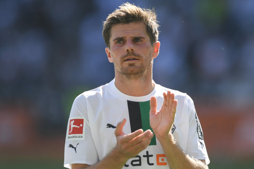 Jonas Hofmann bleibt Borussia Mönchengladbach erhalten.